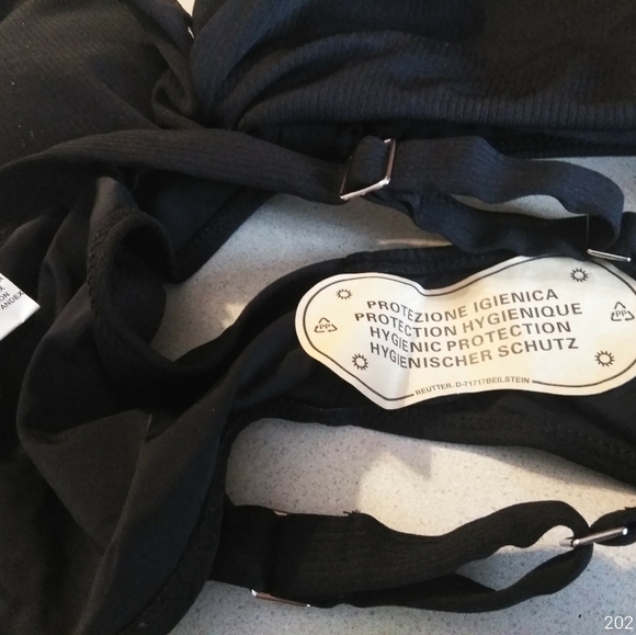 Ladies bikini set blk xlg - Picture 2 of 4